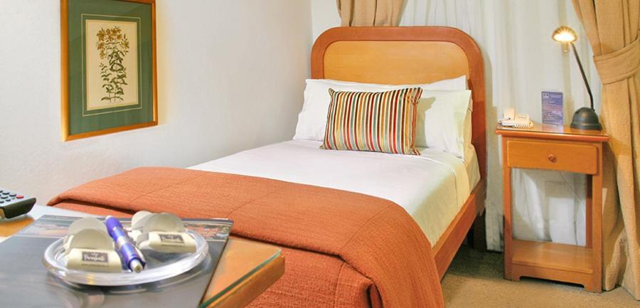 Hotel Presidente Santiago Eksteriør bilde